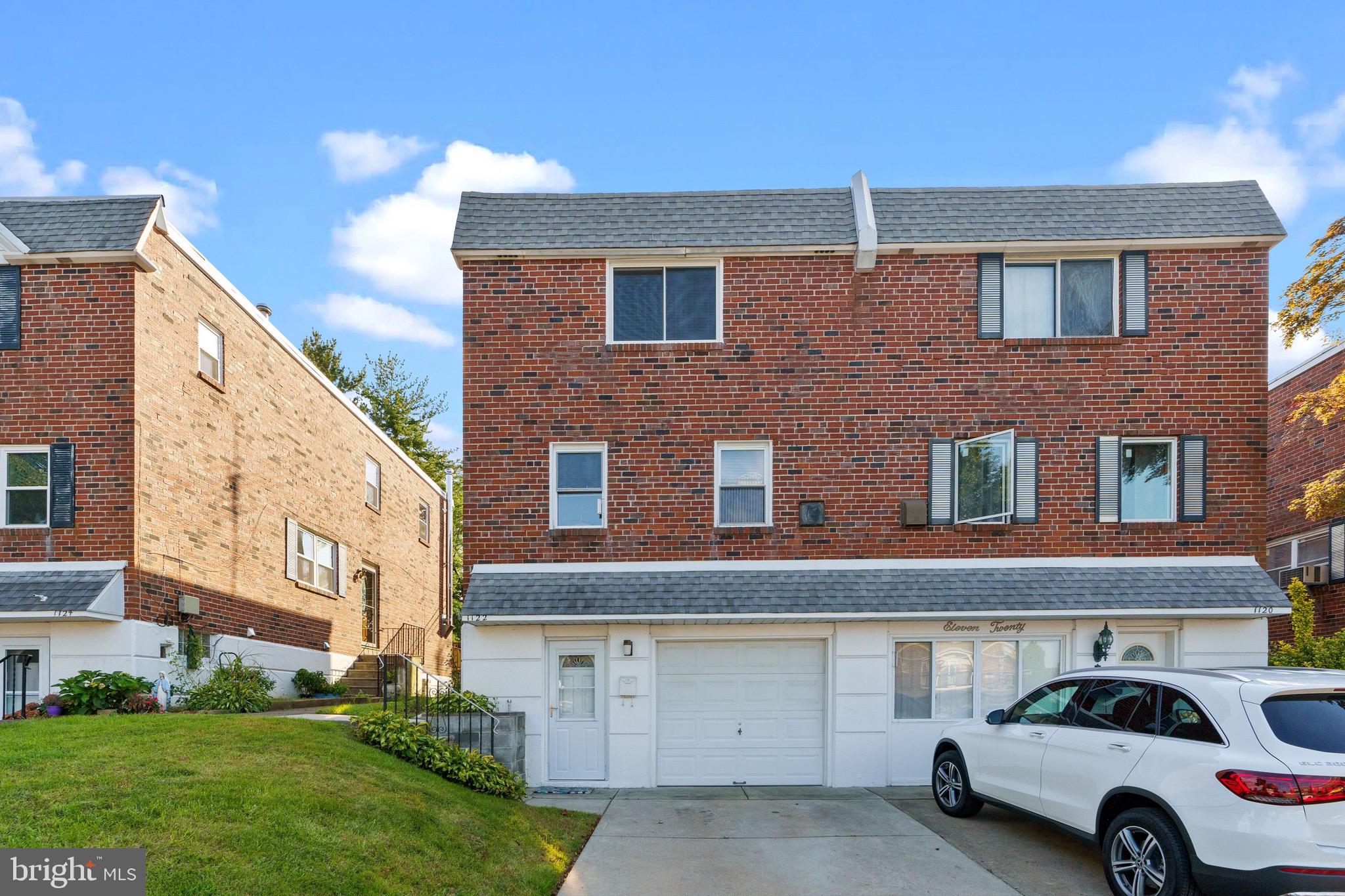 1122 Surrey Road Philadelphia, PA 19115 - Photo 2 of 29 a building view