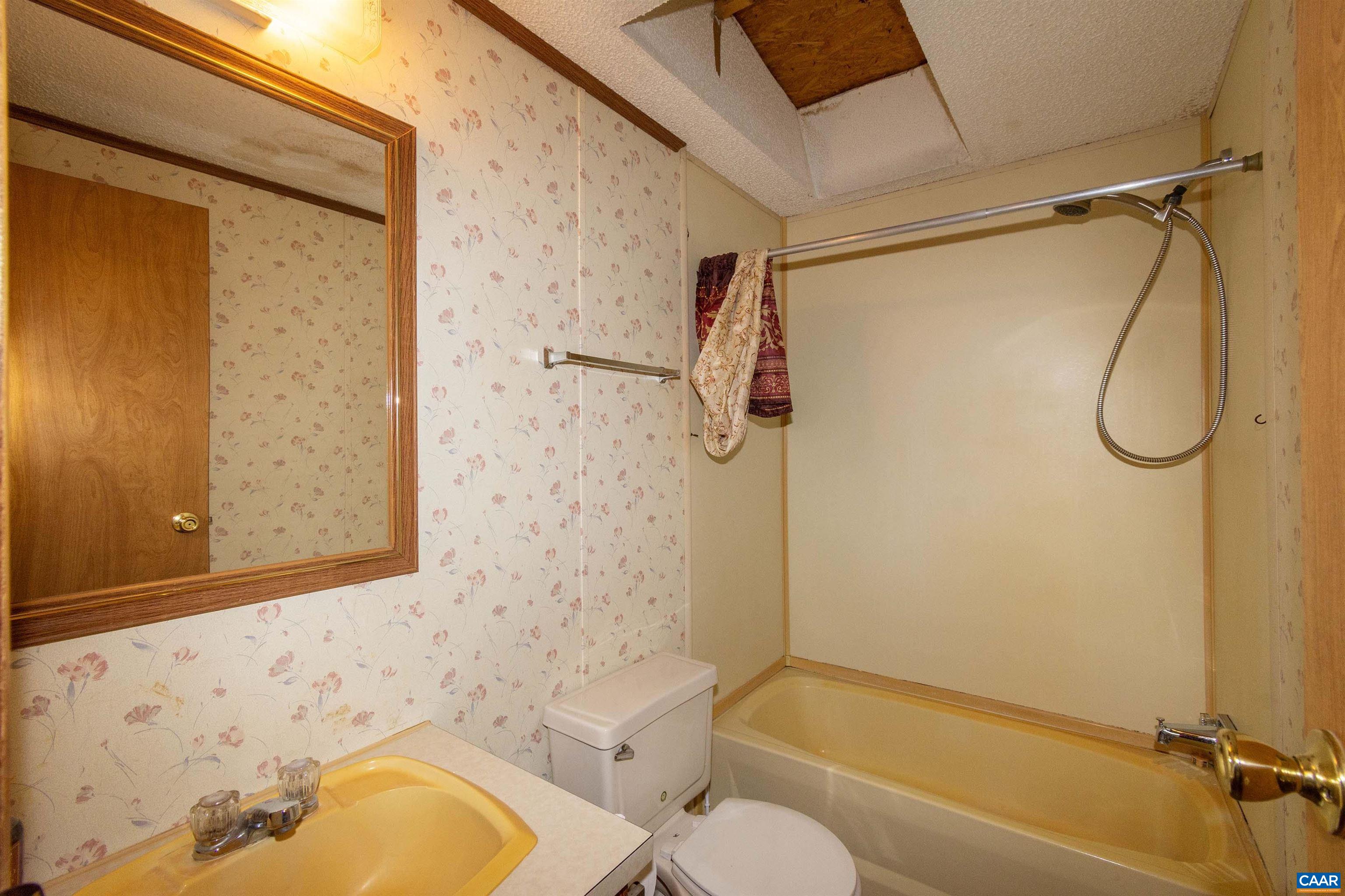 14426 Cross County Road Mineral, VA 23117 - Photo 24 of 29