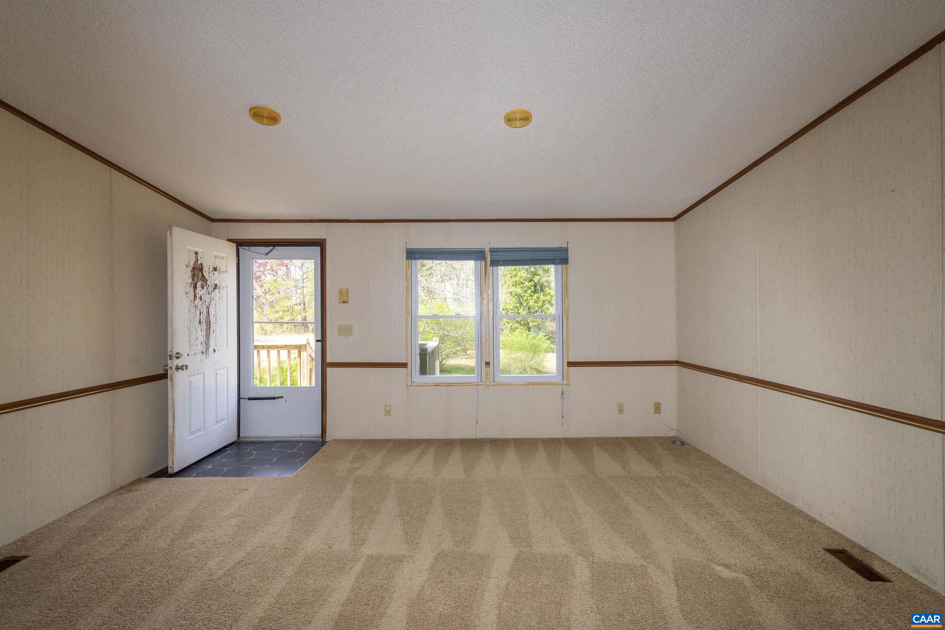 14426 Cross County Road Mineral, VA 23117 - Photo 3 of 29