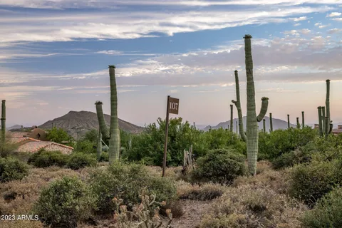 $1,900,000 | 41927 North Saguaro Forest Drive, Unit 107, Scottsdale, AZ 85262