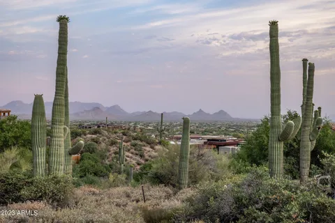 $1,900,000 | 41927 North Saguaro Forest Drive, Unit 107, Scottsdale, AZ 85262