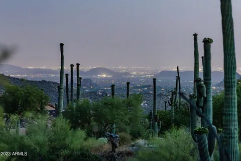 $1,900,000 | 41927 North Saguaro Forest Drive, Unit 107, Scottsdale, AZ 85262