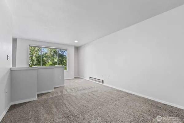 $2,300 | 1455 East Harrison Street, Unit C6, Seattle, WA 98112