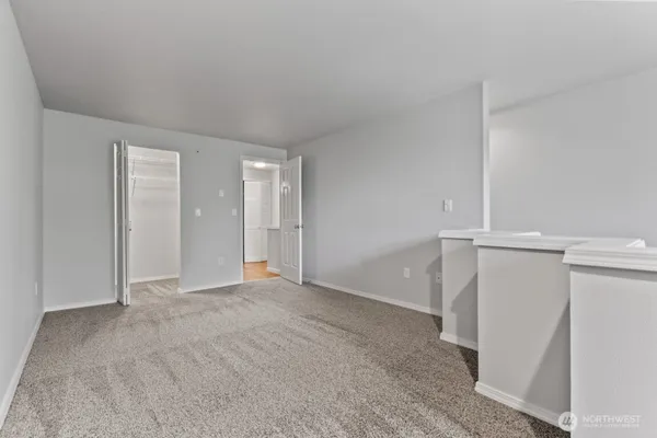 $2,300 | 1455 East Harrison Street, Unit C6, Seattle, WA 98112