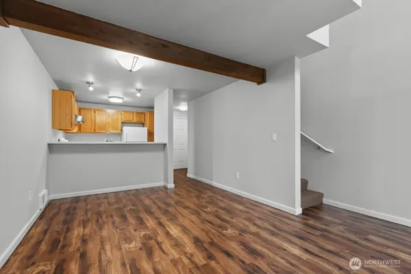 $2,300 | 1455 East Harrison Street, Unit C6, Seattle, WA 98112