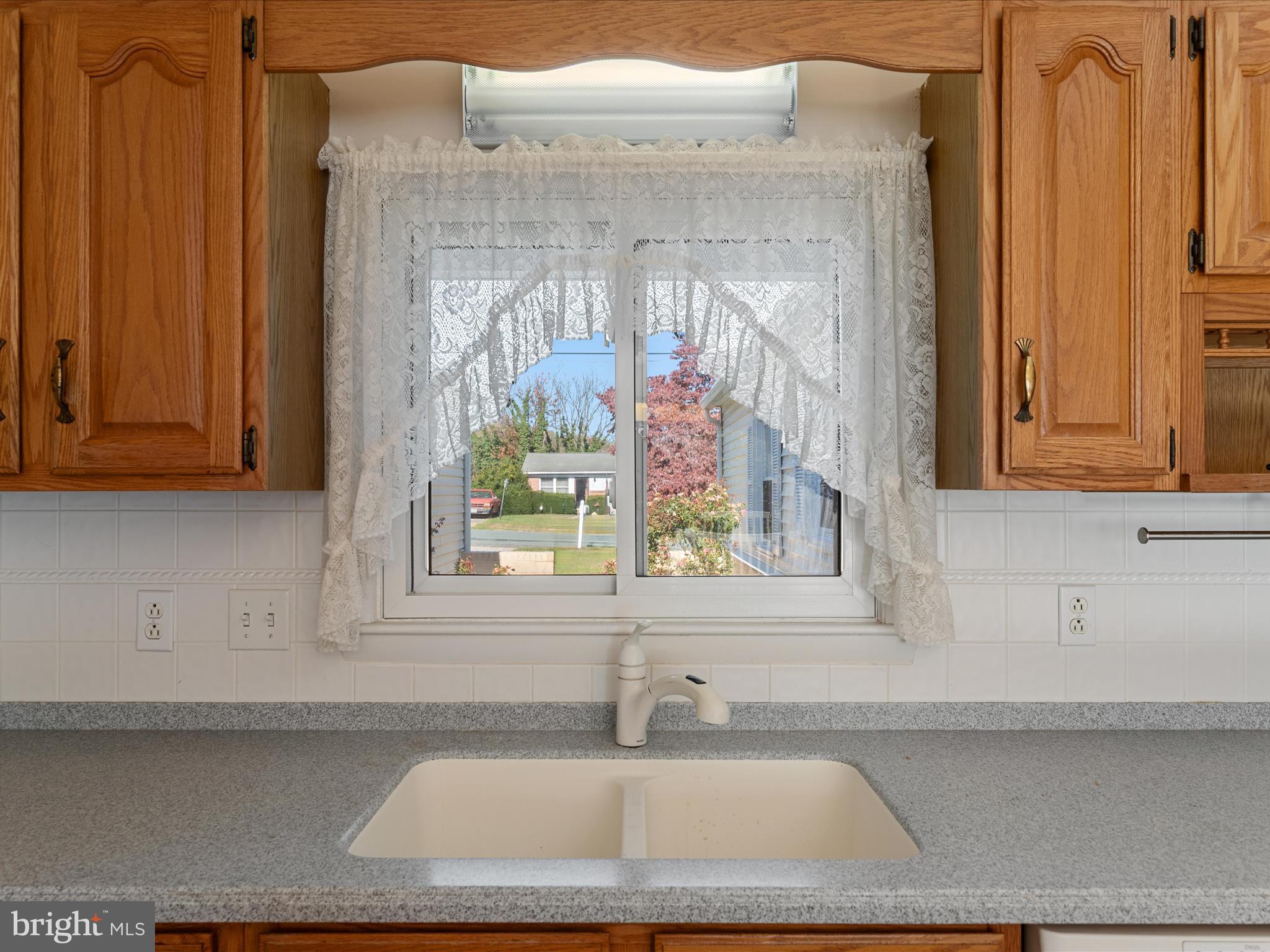 128 Longcroft Road Winchester, VA 22602 - Photo 11 of 41 a bathroom with a sink and a mirror
