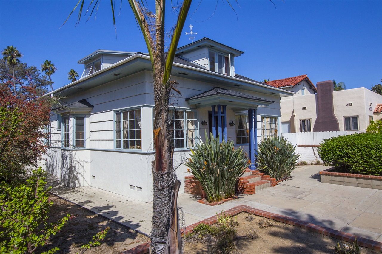 1344 Torrey Pines Road La Jolla, CA 92037 - Photo 1 of 25 Gallery Image 1