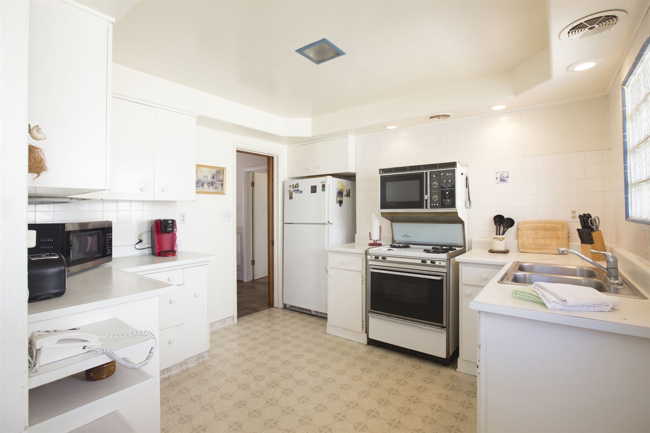 1344 Torrey Pines Road La Jolla, CA 92037 - Photo 9 of 25 Gallery Image 9