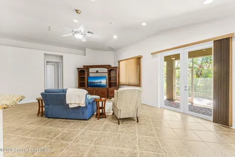 $389,000 | 6223 Dorchester Way, Vero Beach, FL 32966