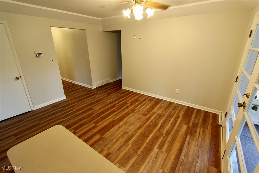 22420 Mastick Road Cleveland, OH 44126 - Photo 12 of 37