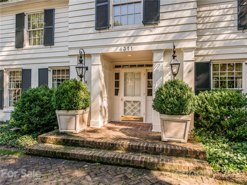 4311 Foxcroft Road Charlotte, NC 28211 - Photo 2 of 47 Gallery Image 2