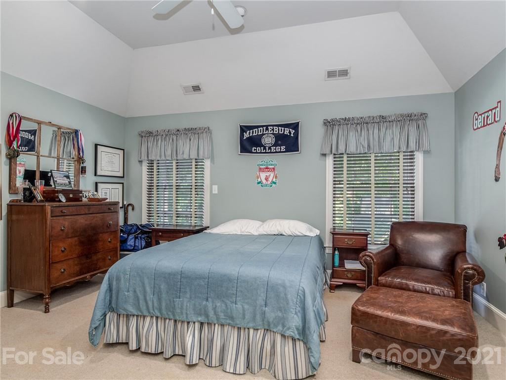 4311 Foxcroft Road Charlotte, NC 28211 - Photo 27 of 47 Gallery Image 27