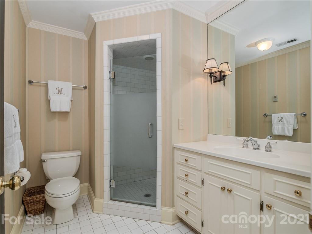 4311 Foxcroft Road Charlotte, NC 28211 - Photo 30 of 47 Gallery Image 30