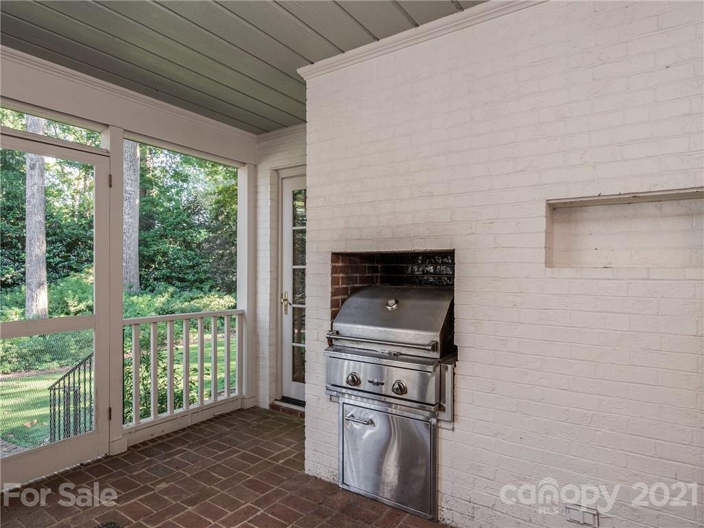 4311 Foxcroft Road Charlotte, NC 28211 - Photo 35 of 47 Gallery Image 35