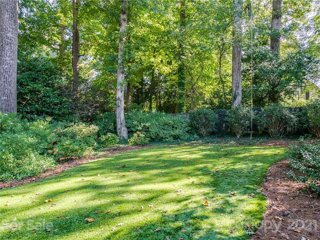 4311 Foxcroft Road Charlotte, NC 28211 - Photo 37 of 47 Gallery Image 37