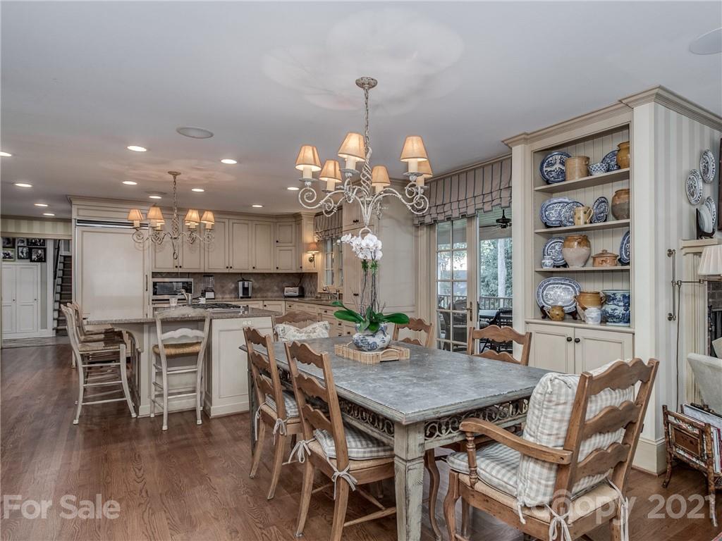 4311 Foxcroft Road Charlotte, NC 28211 - Photo 10 of 47 Gallery Image 10