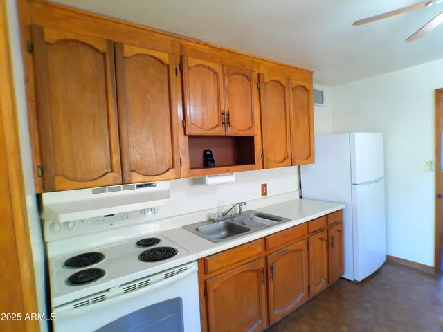 $182,500 | 211 West Kiser Street, Superior, AZ 85173