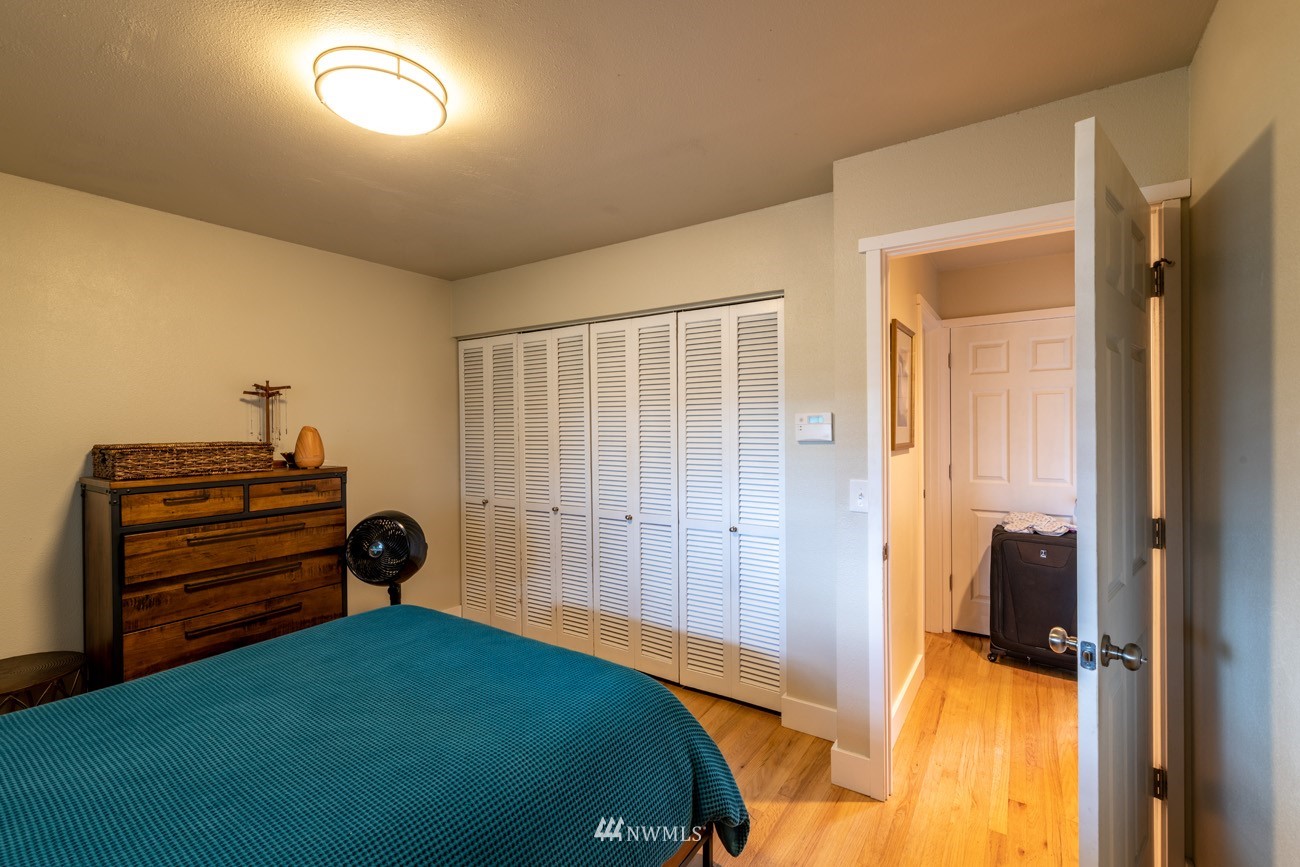 11720 Southeast 165th Street Renton, WA 98058 - Photo 13 of 27 Gallery Image 13