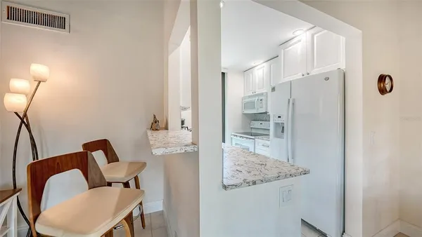 $645,000 | 218 Pass Key Road, Unit 218, Sarasota, FL 34242