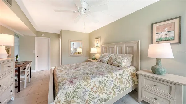$645,000 | 218 Pass Key Road, Unit 218, Sarasota, FL 34242