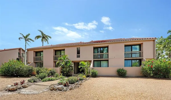 $645,000 | 218 Pass Key Road, Unit 218, Sarasota, FL 34242