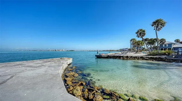 $645,000 | 218 Pass Key Road, Unit 218, Sarasota, FL 34242