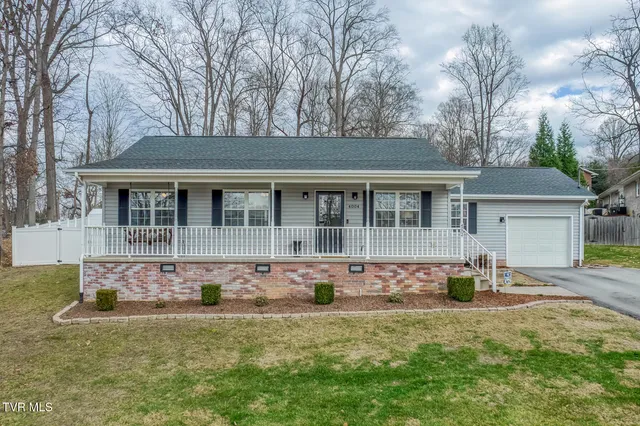 $439,900 | 4004 West Englewood Boulevard, Johnson City, TN 37601