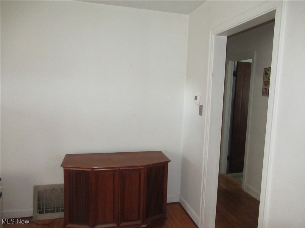 272 Shields Road Youngstown, OH 44512 - Photo 9 of 24 Gallery Image 9