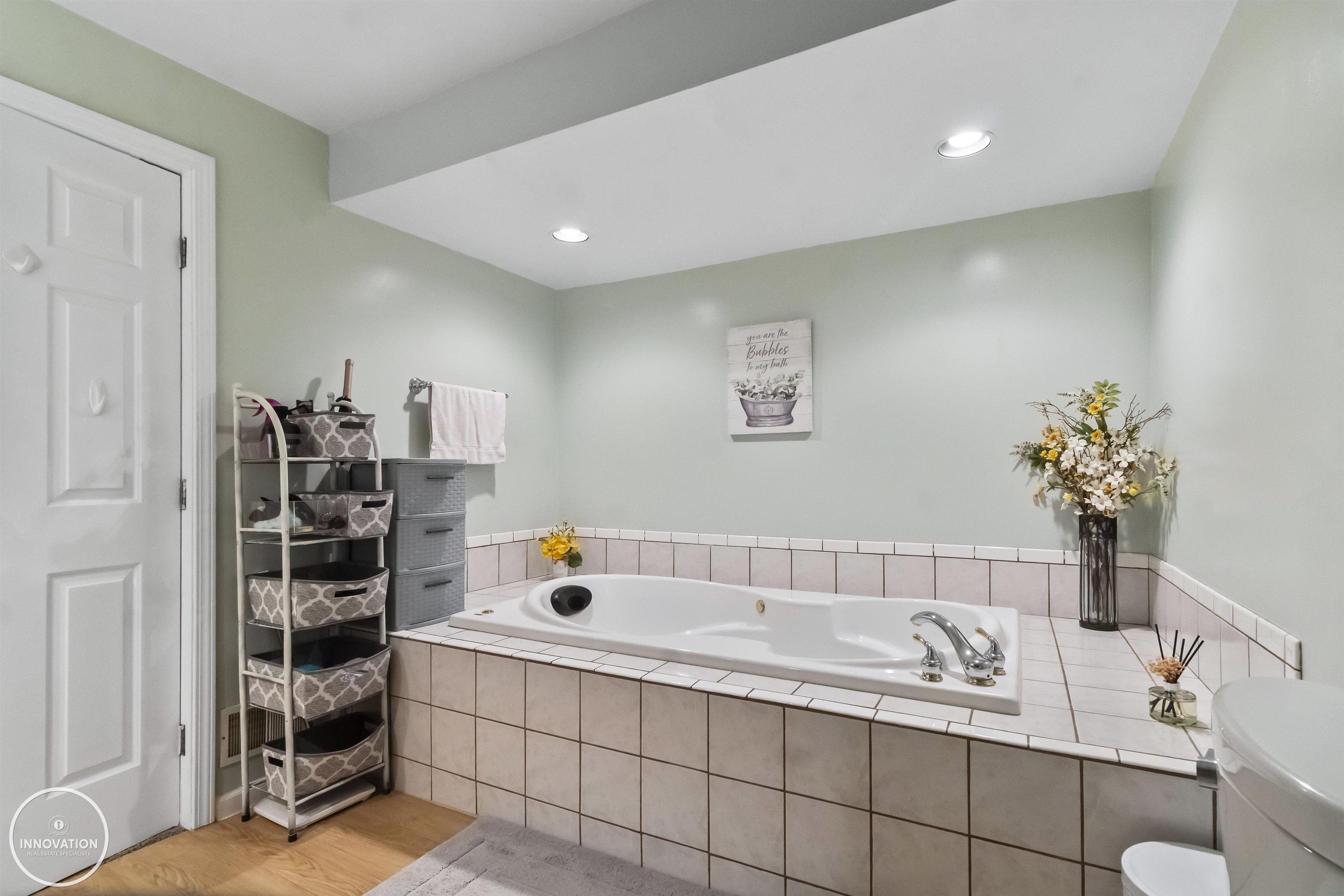 2490 Chicago Road Warren, MI 48092 - Photo 33 of 43