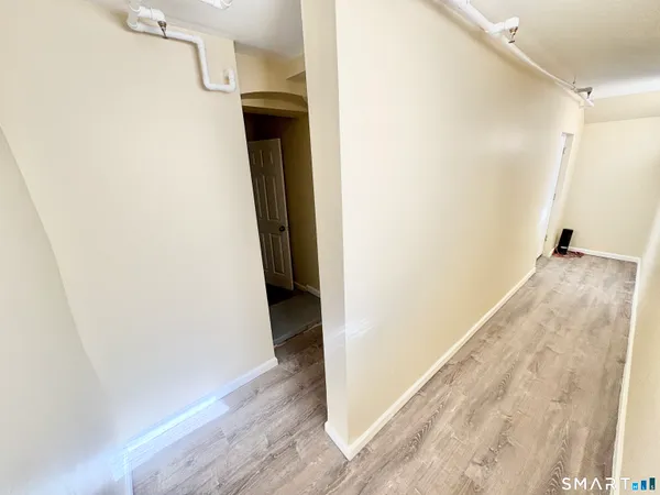 $1,200 | 135 West Main Street, Unit 1F, Waterbury, CT 06702
