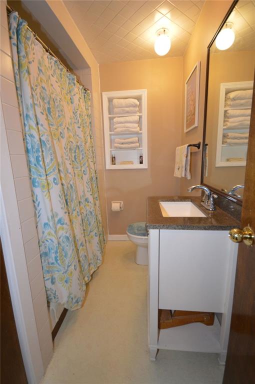 306 Old Lesnett Road Pittsburgh, PA 15241 - Photo 12 of 24 The Main Floor full bath has a large shower and a great neutral color scheme. Linen closet keeps everything neatly stored away.
