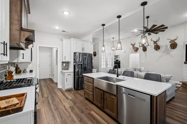 $625,000 | 3825 Mebane Road, Oakland, TN 38060