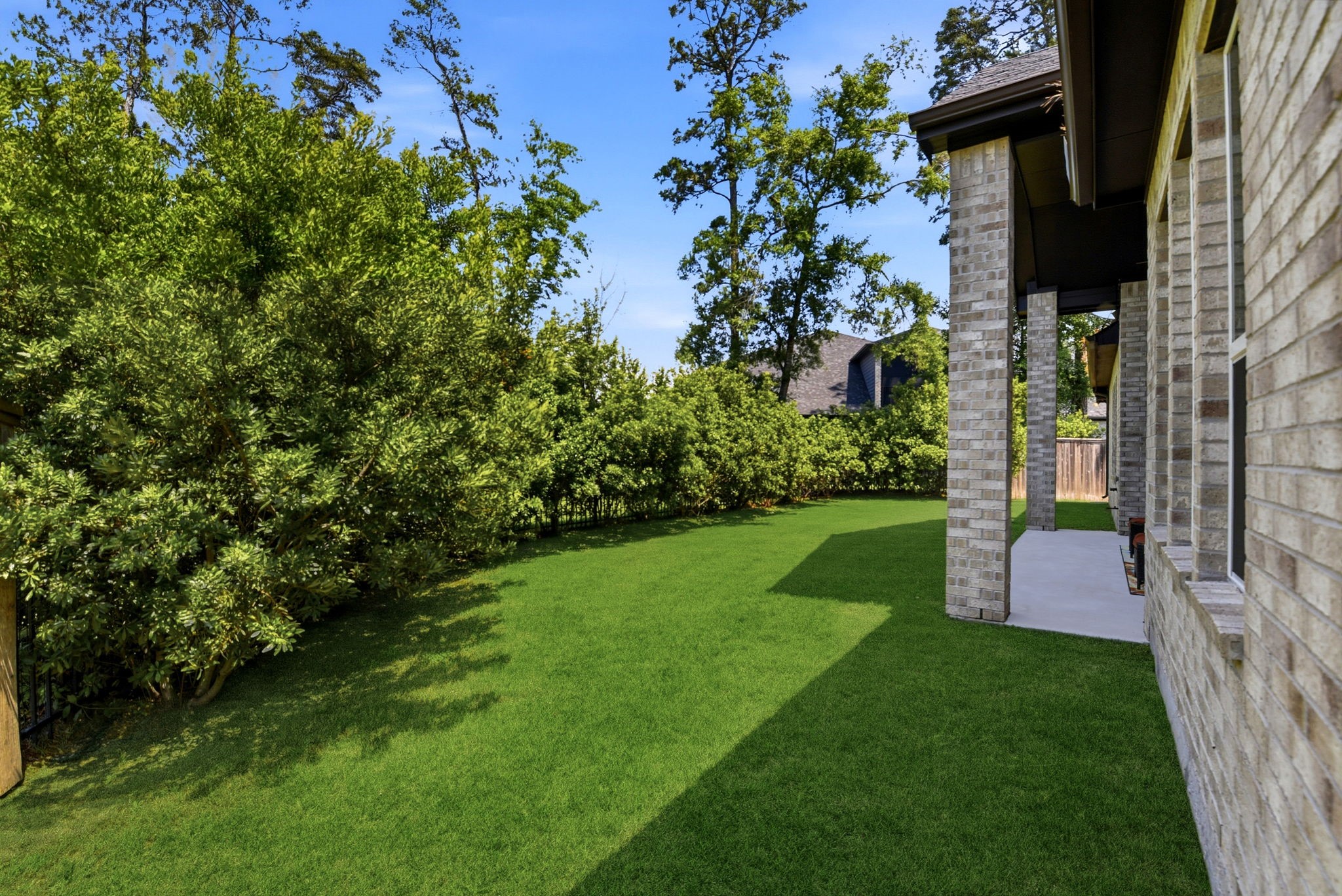 10062 South Goshawk Trail Conroe, TX 77385 - Photo 38 of 43 a garden view