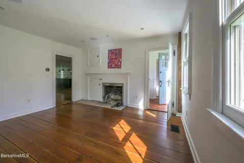 $2,150,000 | 304 Hickey Hill Road, Sheffield, MA 01257