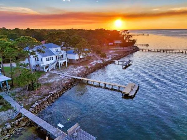 $1,150,000 | 327 Cook Street, Eastpoint, FL 32328