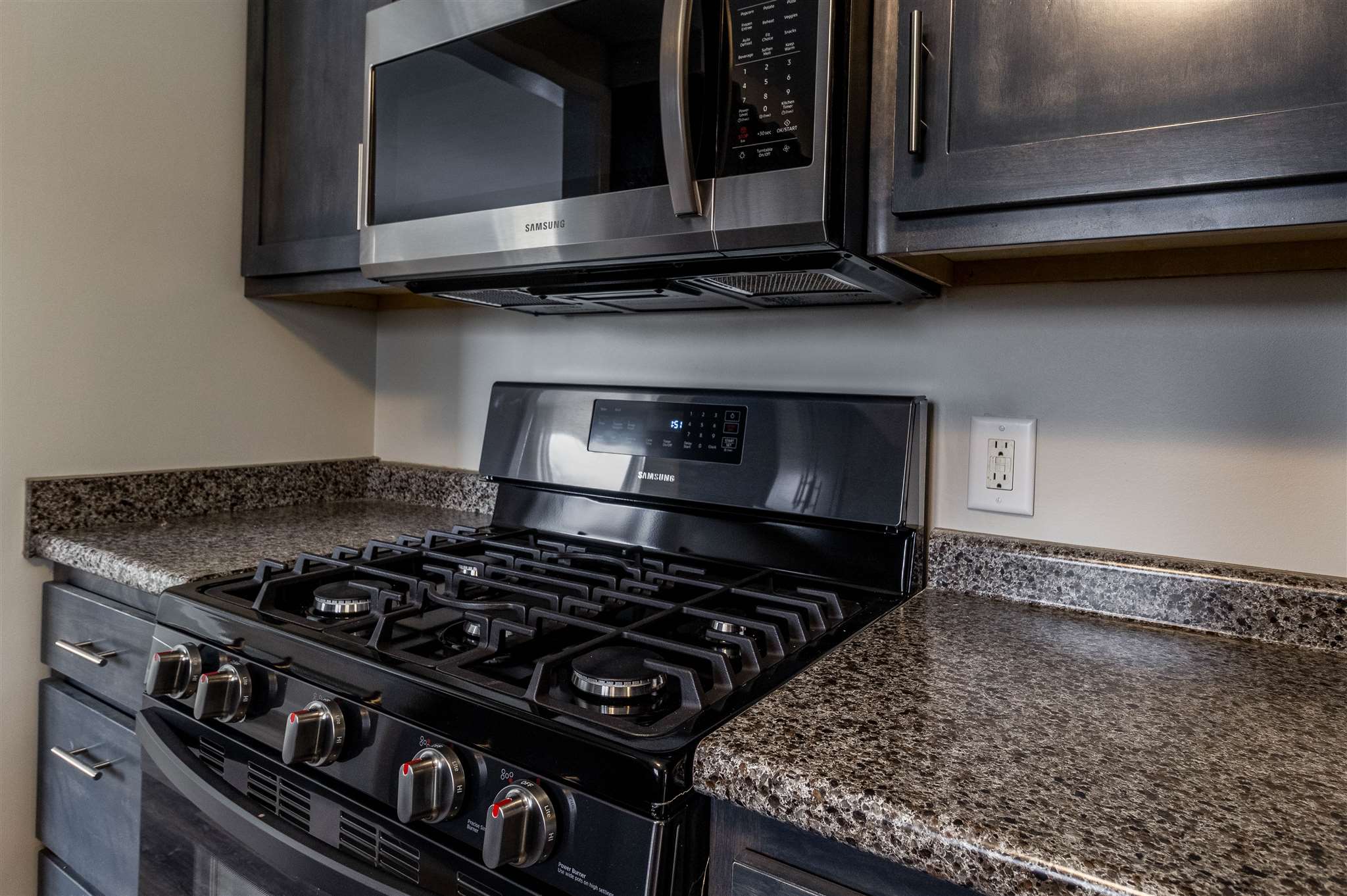 5011 Maple Ridge Drive Fort Wayne, IN 46835 - Photo 8 of 22 Gallery Image 8