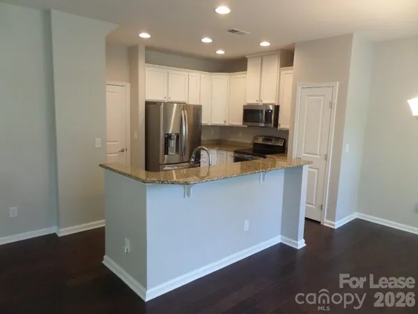 $2,400 | 3339 Major Samuals Way, Charlotte, NC 28208