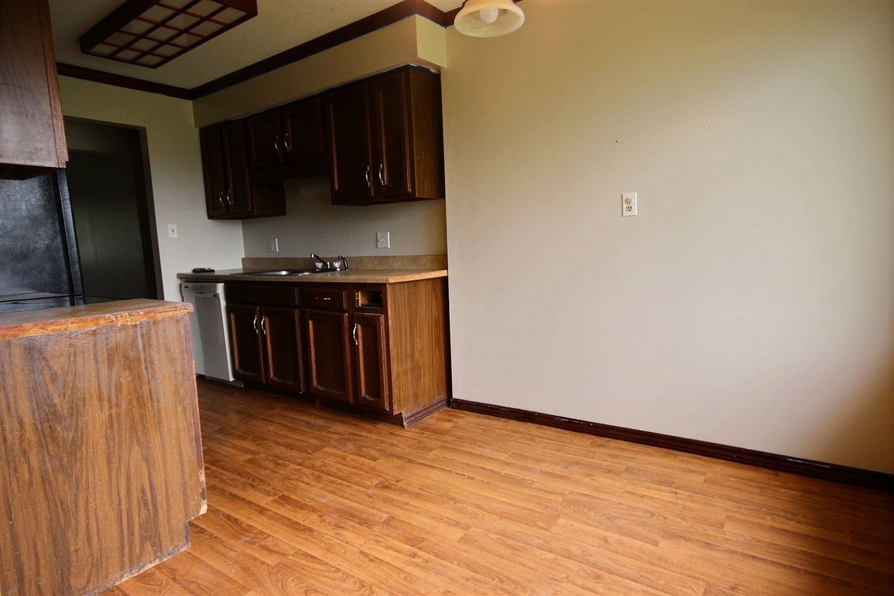 9227 Mariners Ridge Drive Fort Wayne, IN 46819 - Photo 7 of 9