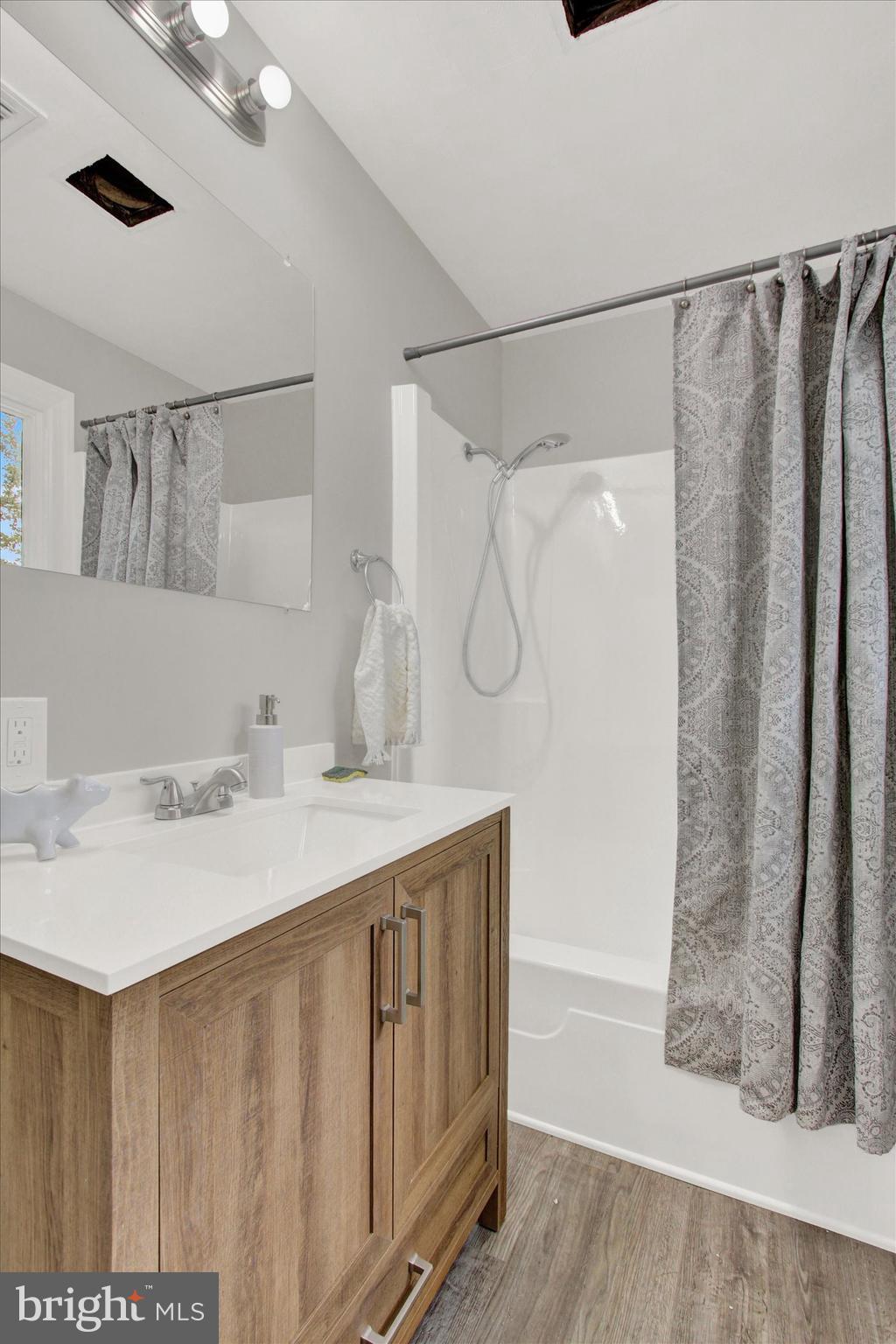 5160 Grandview Road Hanover, PA 17331 - Photo 26 of 34 Gallery Image 26