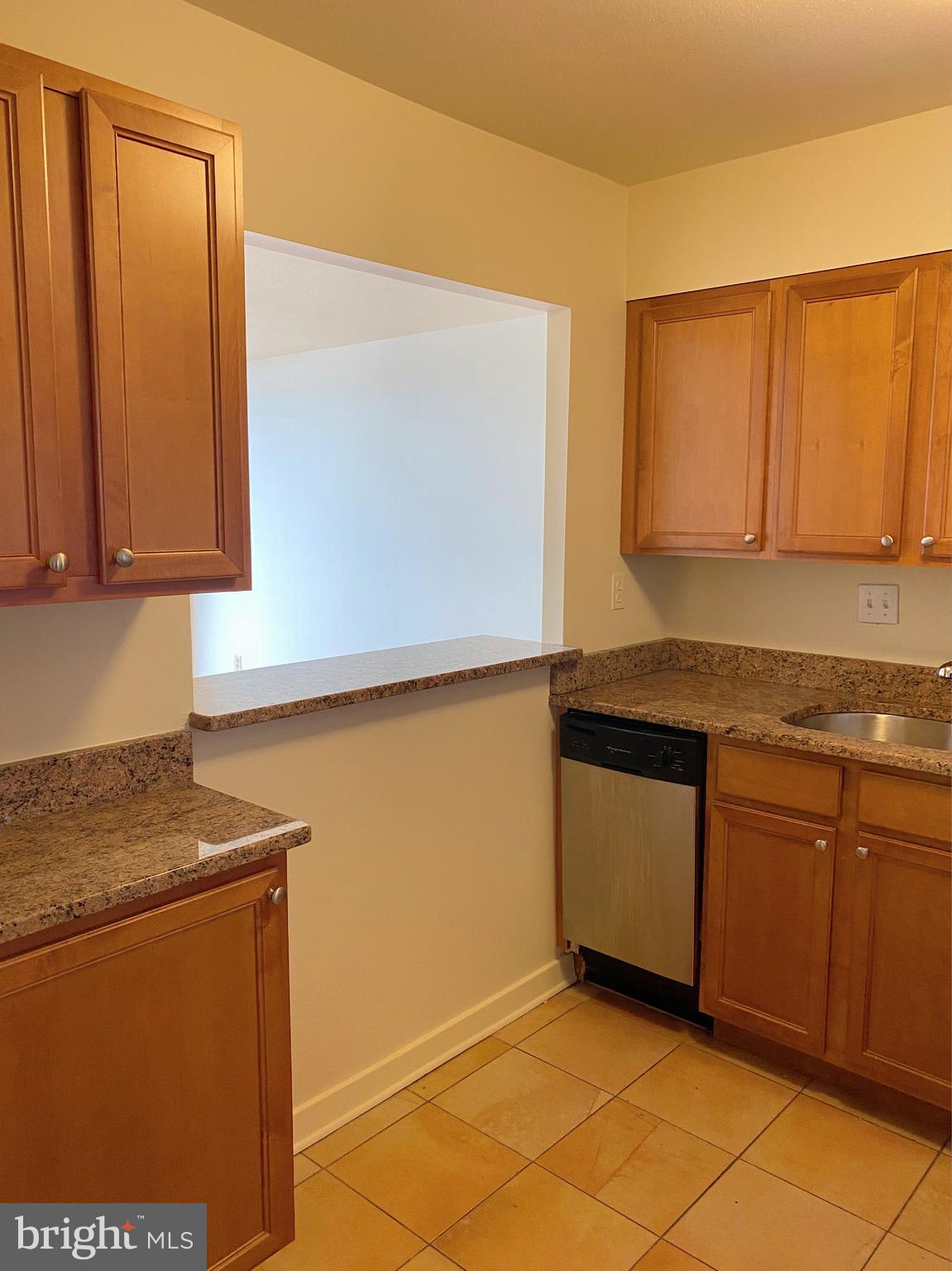 224-30 West Rittenhouse Square, Unit 1014 Philadelphia, PA 19103 - Photo 5 of 16