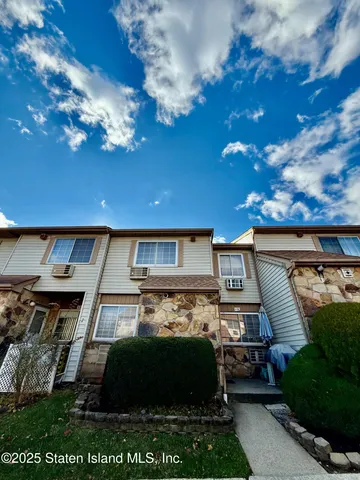 $488,000 | 19 Tiger Court | Graniteville