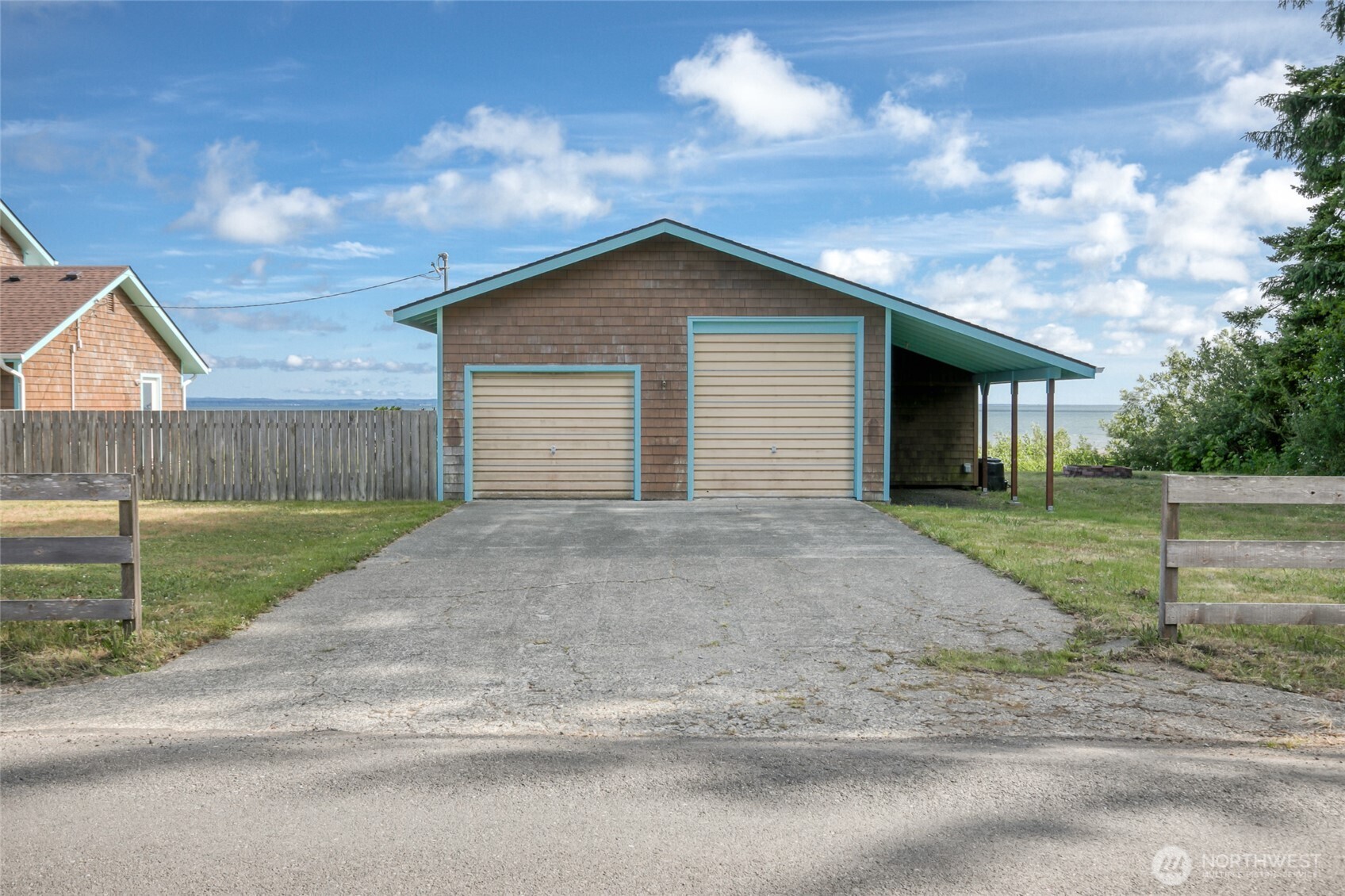 249 Burrows Road Hoquiam, WA 98550 - Photo 4 of 40 Gallery Image 4