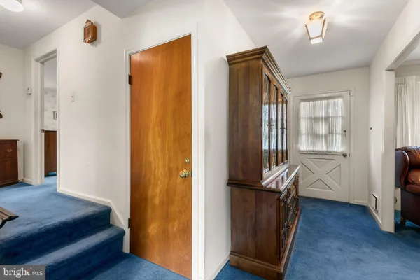 $650,000 | 1247 Thomas Road, Wayne, PA 19087