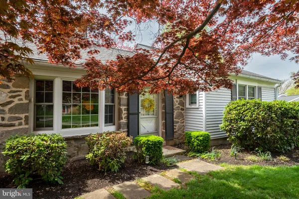 $650,000 | 1247 Thomas Road, Wayne, PA 19087