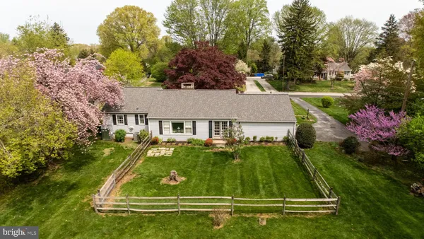 $650,000 | 1247 Thomas Road, Wayne, PA 19087