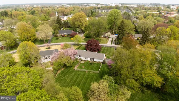 $650,000 | 1247 Thomas Road, Wayne, PA 19087