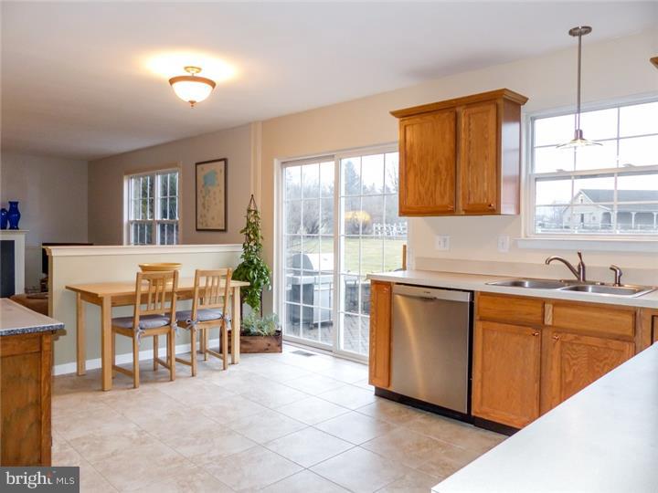 1007 Blue School Road Perkasie, PA 18944 - Photo 12 of 25 Kitchen