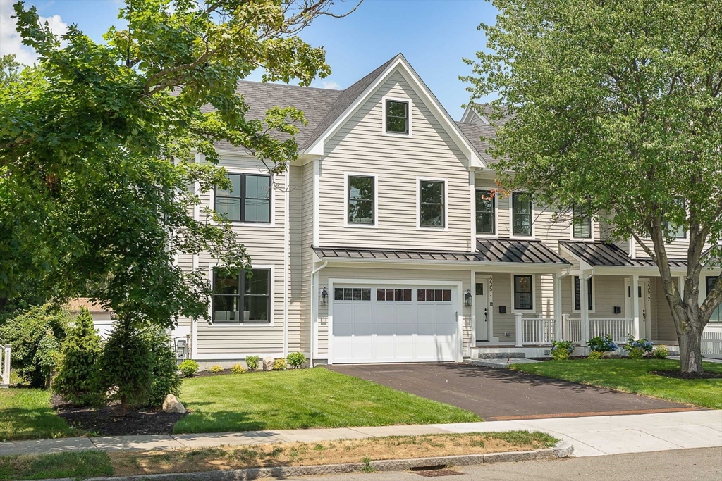237 California Street, Unit 237 Newton, MA 02458 - Photo 3 of 37