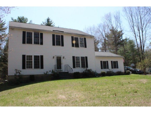 36 Meadow Lane Rochester, NH 03867 - Photo 12 of 21