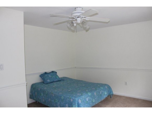 36 Meadow Lane Rochester, NH 03867 - Photo 17 of 21